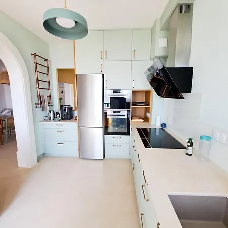 Villa Emeraude - Avec Vue Et Jardin, Proche Du Centre *