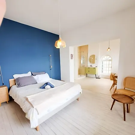 Emeraude - Avec Vue Et Jardin, Proche Du Centre Villa *