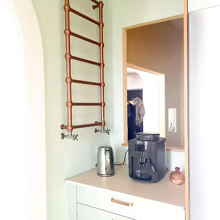 Emeraude - Avec Vue Et Jardin, Proche Du Centre Villa