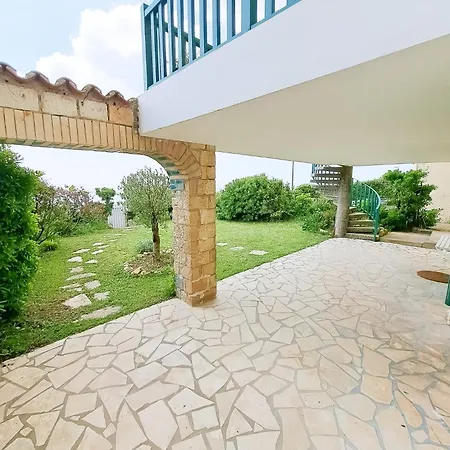 Villa Emeraude - Avec Vue Et Jardin, Proche Du Centre