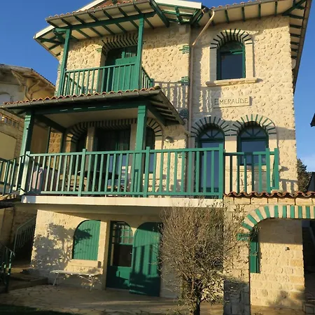 וילה Emeraude סן-פאלה-סור-מר